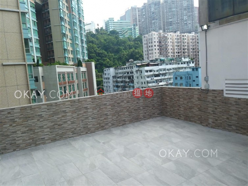 Charming 2 bedroom on high floor with rooftop | For Sale | Alice Court 雅利閣 Sales Listings