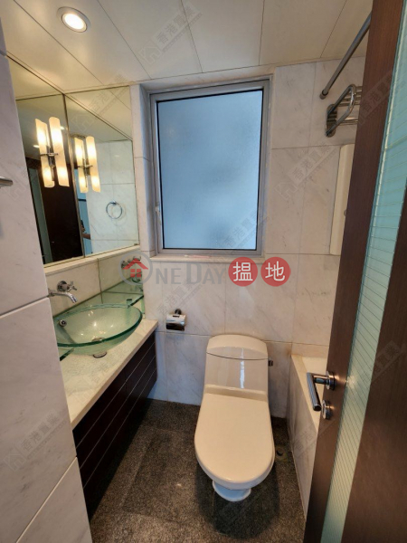 Two bedrooms, one suite, and one study in The Harbourside | 1 Austin Road West | Yau Tsim Mong Hong Kong | Sales HK$ 28M