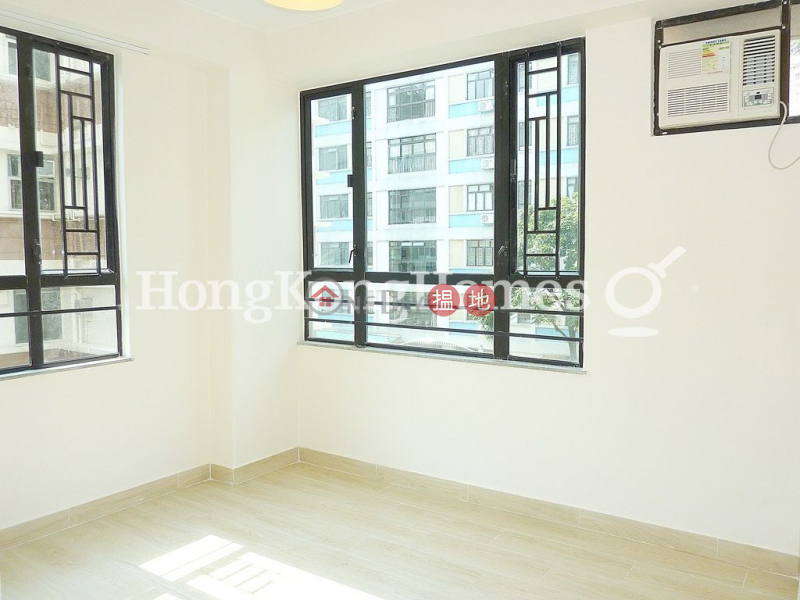 Property Search Hong Kong | OneDay | Residential | Rental Listings, 3 Bedroom Family Unit for Rent at Holly Court
