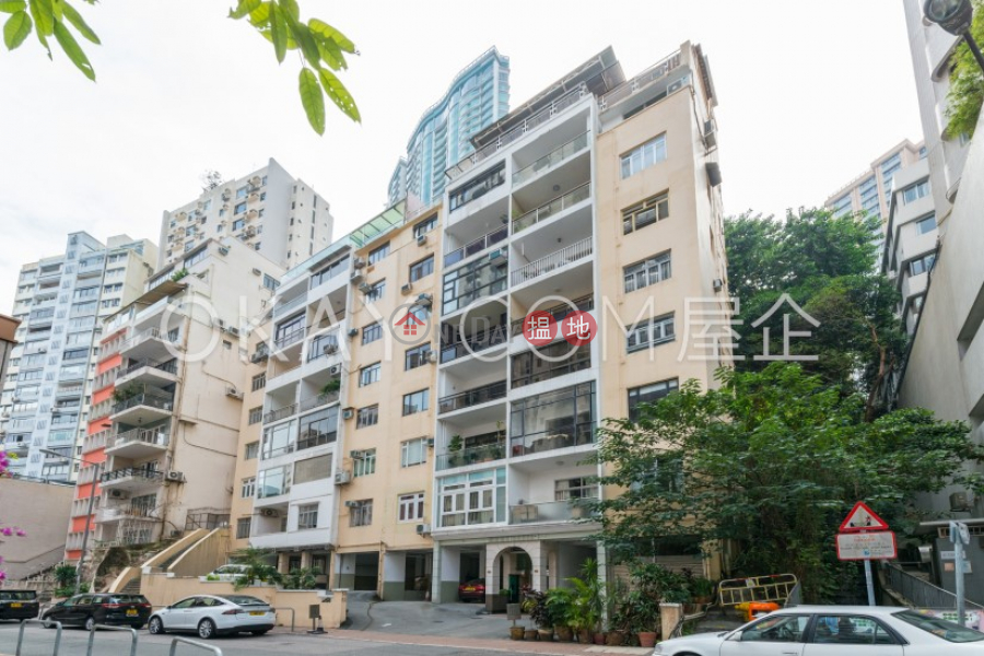 Efficient 3 bedroom in Mid-levels Central | Rental | Donnell Court - No.52 端納大廈 - 52號 Rental Listings