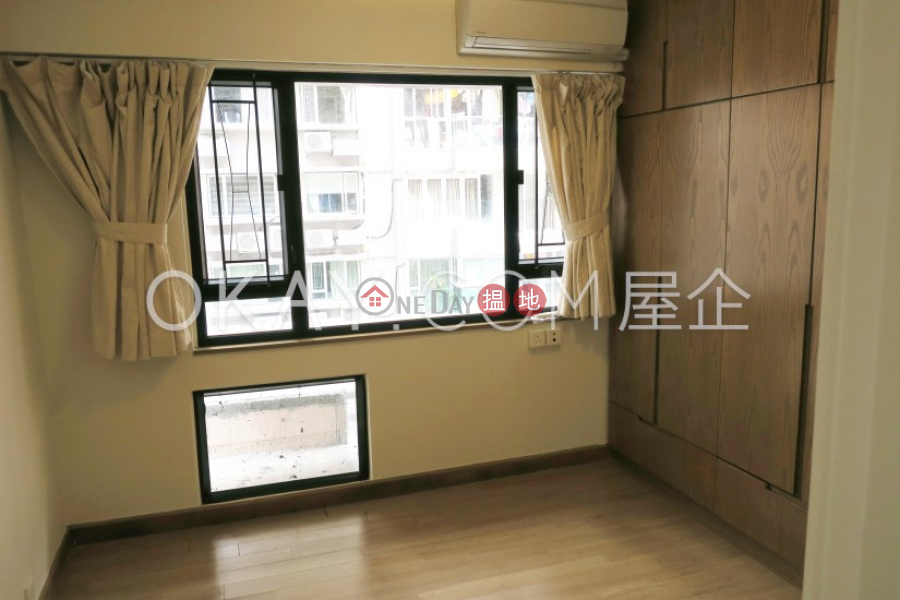 HK$ 11.5M, Flora Garden, Eastern District | Elegant 2 bedroom with balcony & parking | For Sale