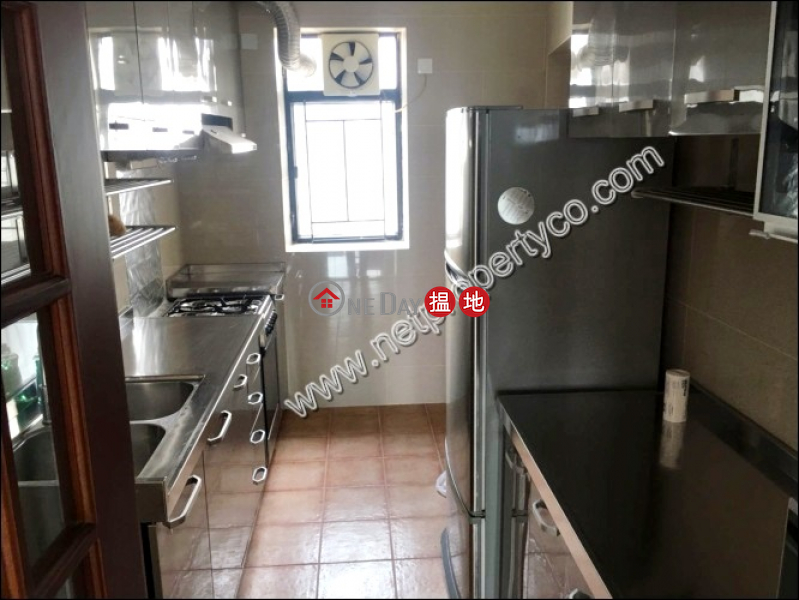 HK$ 56,000/ month Beverly Hill | Wan Chai District Spacious Apartment for Rent in Happy Valley