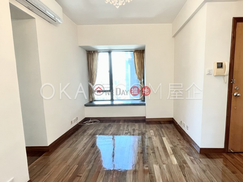 Property Search Hong Kong | OneDay | Residential | Rental Listings Intimate 3 bedroom on high floor with harbour views | Rental