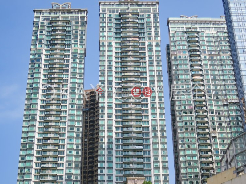 Nicely kept 3 bedroom with balcony & parking | For Sale | The Legend Block 3-5 名門 3-5座 Sales Listings