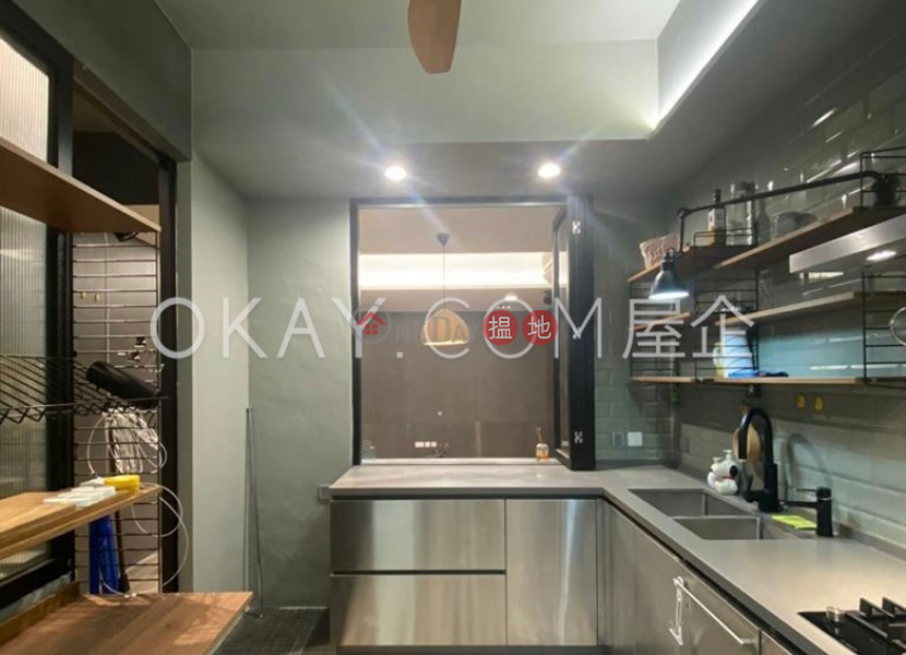 HK$ 13M 15-17 Village Terrace, Wan Chai District, Gorgeous 2 bedroom in Happy Valley | For Sale