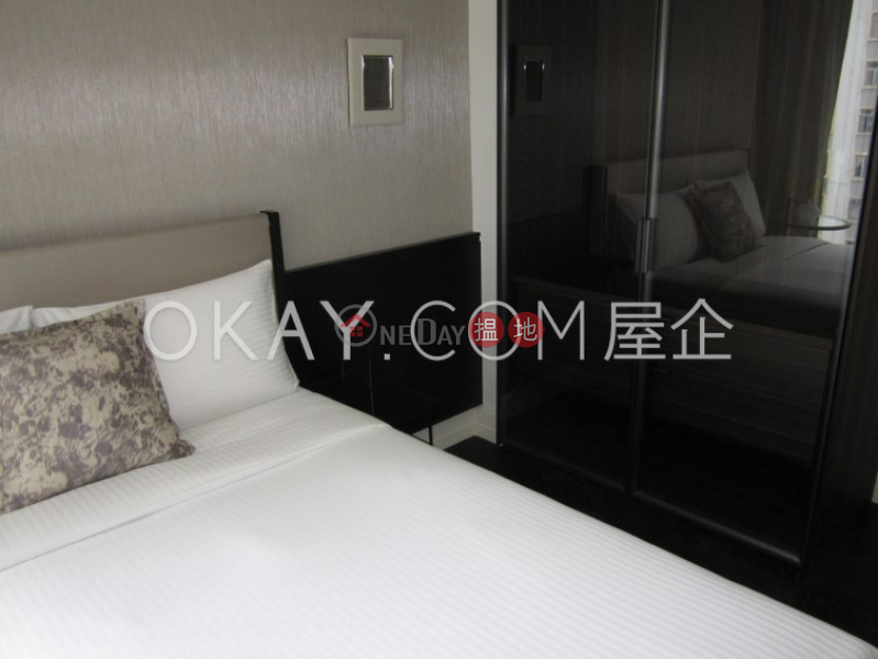 HK$ 38,000/ month Castle One By V, Western District Lovely 2 bedroom with balcony | Rental