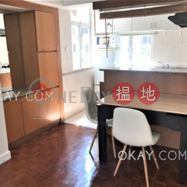 Unique 2 bedroom in Mid-levels West | Rental | Robinson Crest 賓士花園 _0