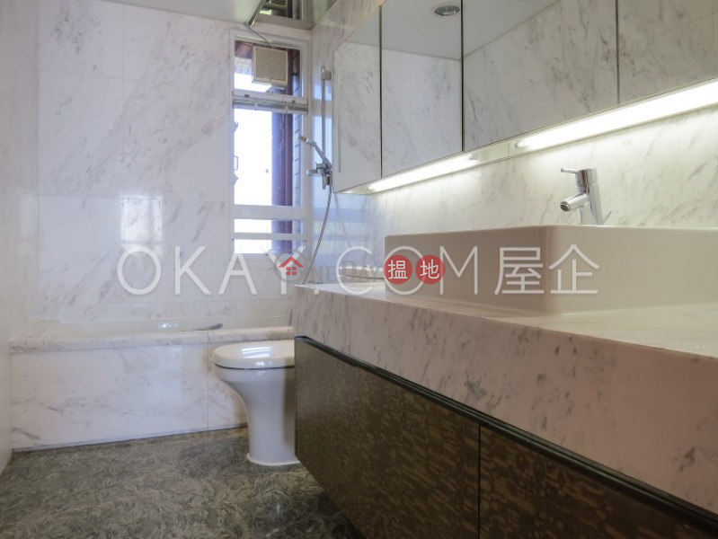 4房3廁,實用率高,極高層,星級會所《浪琴園出租單位》-38大潭道 | 南區香港出租|HK$ 72,000/ 月