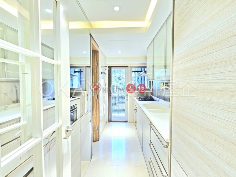 Gorgeous 3 bedroom with balcony & parking | Rental 11 Tai Hang Road | Wan Chai District, Hong Kong Rental | HK$ 43,000/ month