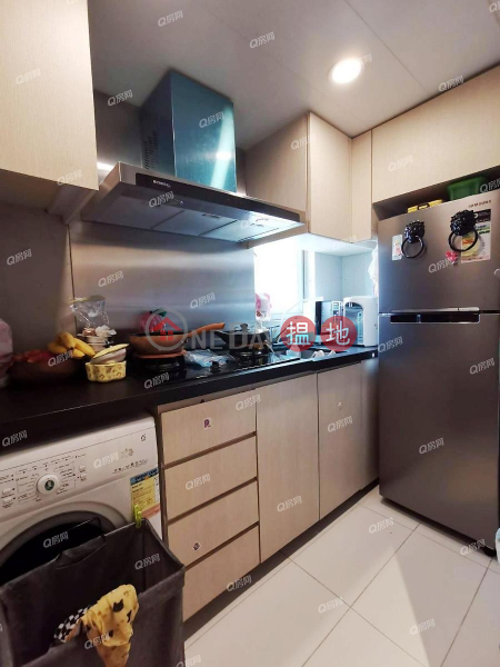 Property Search Hong Kong | OneDay | Residential, Sales Listings | Tower 1 Hampton Place | 2 bedroom Mid Floor Flat for Sale