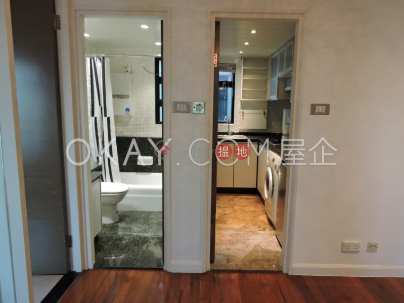 Nicely kept 1 bed on high floor with harbour views | For Sale | Fairview Height 輝煌臺 Sales Listings