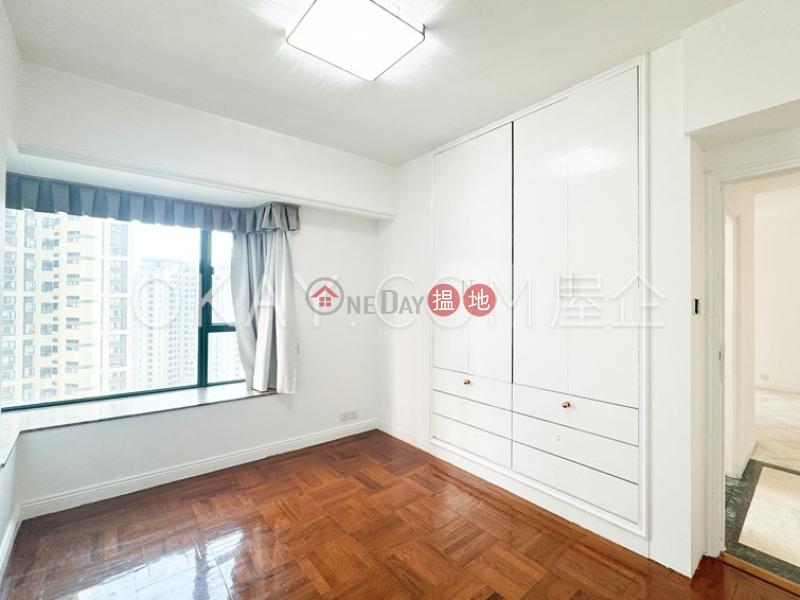 2房1廁,星級會所曉峰閣出租單位|曉峰閣(Hillsborough Court)出租樓盤 (OKAY-R9396)