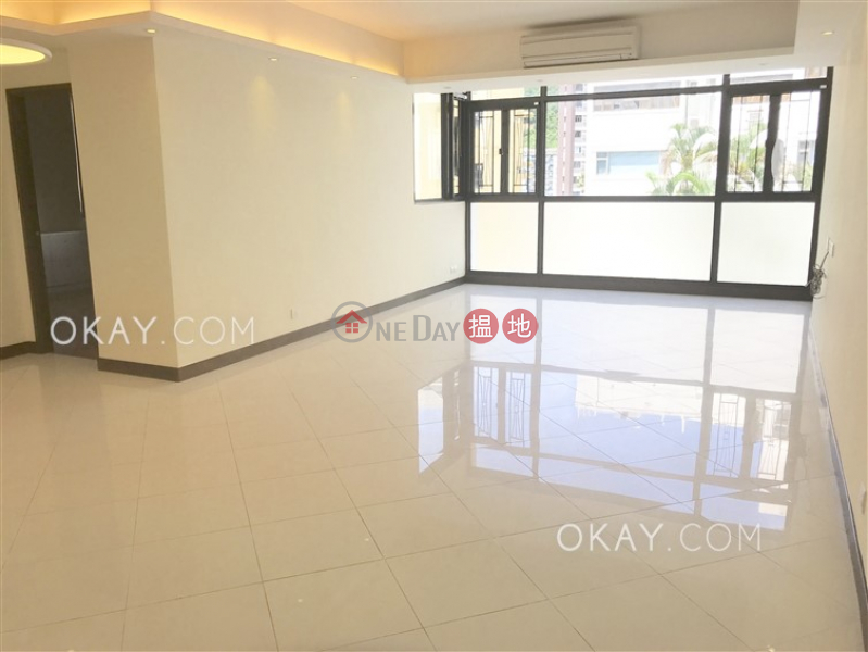 Elegant 3 bedroom with parking | Rental, Mayflower Mansion 梅苑 Rental Listings | Wan Chai District (OKAY-R291874)