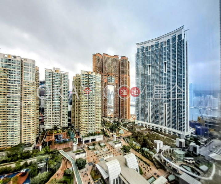 Charming 3 bedroom in Kowloon Station | Rental | The Cullinan Tower 21 Zone 5 (Star Sky) 天璽21座5區(星鑽) Rental Listings