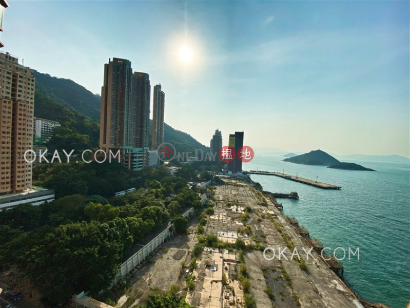 Tasteful 2 bedroom with balcony | For Sale | The Merton 泓都 Sales Listings