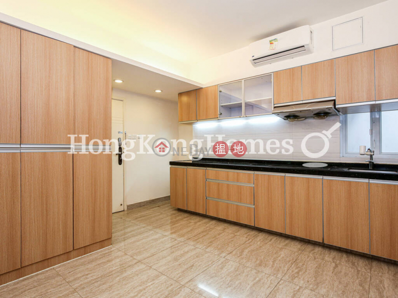 3 Bedroom Family Unit at Block B Jade Court For Sale Block B Jade