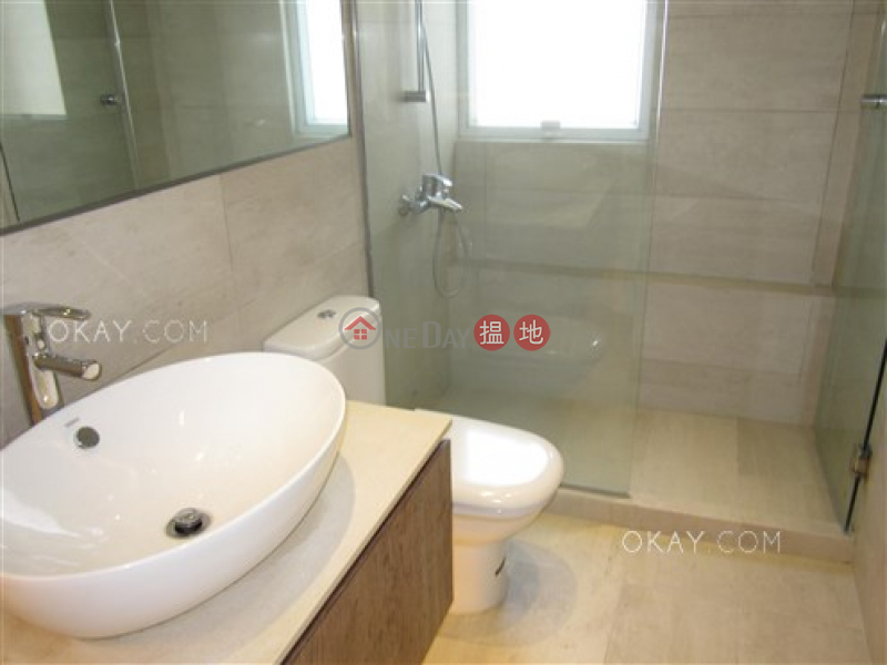 HK$ 40,000/ month Kin Yuen Mansion | Central District | Luxurious 2 bedroom on high floor | Rental