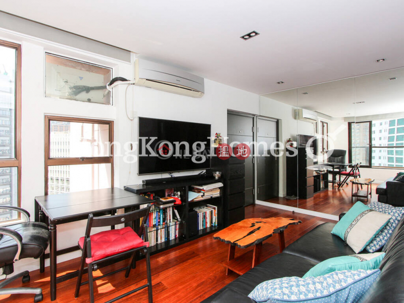 2 Bedroom Unit for Rent at Smiling Court | 65 Bonham Road | Western District, Hong Kong Rental, HK$ 27,000/ month