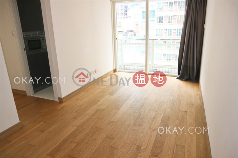 Charming 2 bedroom with balcony | For Sale | Centrestage 聚賢居 _0