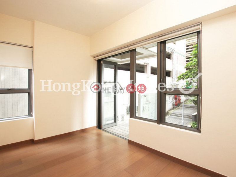 HK$ 12M, Centre Point | Central District | 2 Bedroom Unit at Centre Point | For Sale