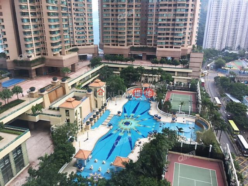 Property Search Hong Kong | OneDay | Residential | Rental Listings | Tower 2 Island Resort | 3 bedroom Low Floor Flat for Rent