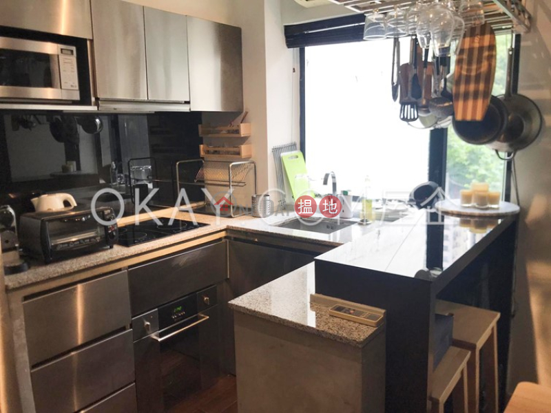 Practical 1 bedroom on high floor with rooftop | Rental, 16-18 Queens Road West | Western District Hong Kong Rental | HK$ 28,500/ month