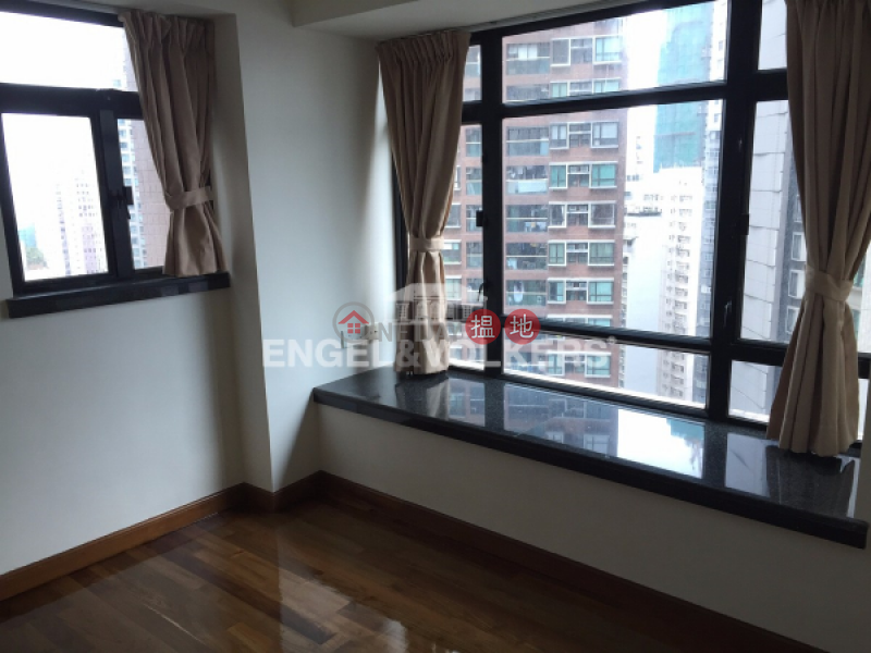 2 Bedroom Flat for Sale in Mid Levels West, 1 Seymour Road | Western District, Hong Kong | Sales | HK$ 12M