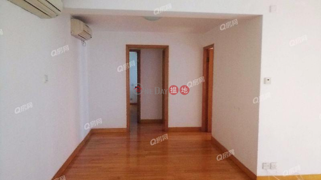 Property Search Hong Kong | OneDay | Residential, Rental Listings Block 5 Phoenix Court | 3 bedroom Low Floor Flat for Rent