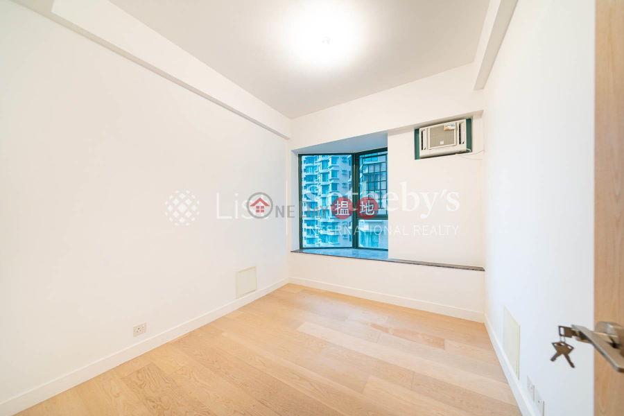 Property Search Hong Kong | OneDay | Residential, Rental Listings | Property for Rent at Hillsborough Court with 3 Bedrooms