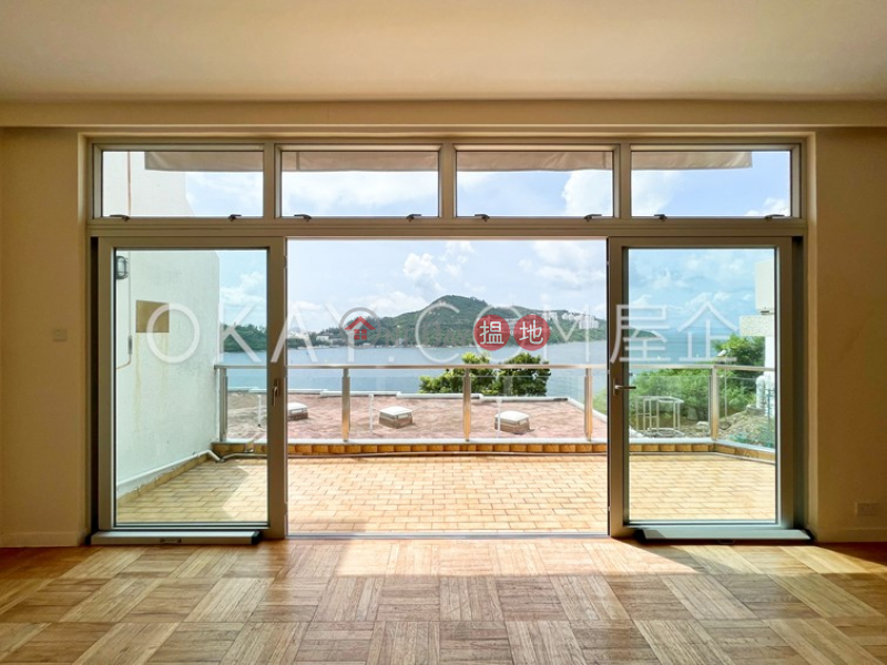 Stylish house with balcony & parking | Rental | 30 Cape Road Block 1-6 環角道 30號 1-6座 Rental Listings