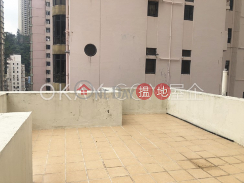 Intimate 2 bedroom on high floor with rooftop | Rental | Cathay Garden 嘉泰大廈 _0