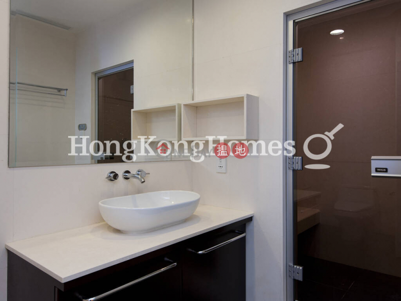 Property Search Hong Kong | OneDay | Residential | Rental Listings | 3 Bedroom Family Unit for Rent at Eredine