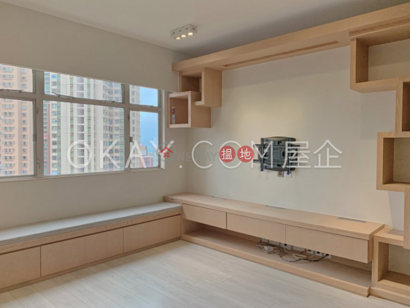 Tasteful 2 bedroom with parking | For Sale | Block C Viking Villas 威景臺 C座 Sales Listings