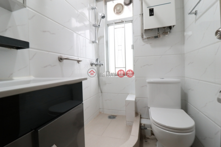 HK$ 15,500/ month | Antung Building, Wan Chai District | 2 bdr good for sharing