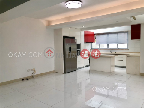 Rare house with terrace & parking | For Sale | House 1 Ryan Court 銀林閣 1座 _0