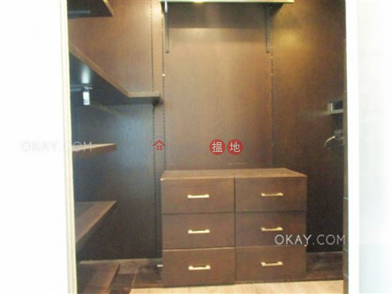 Popular 2 bedroom in Mid-levels Central | Rental | Hillsborough Court 曉峰閣 Rental Listings