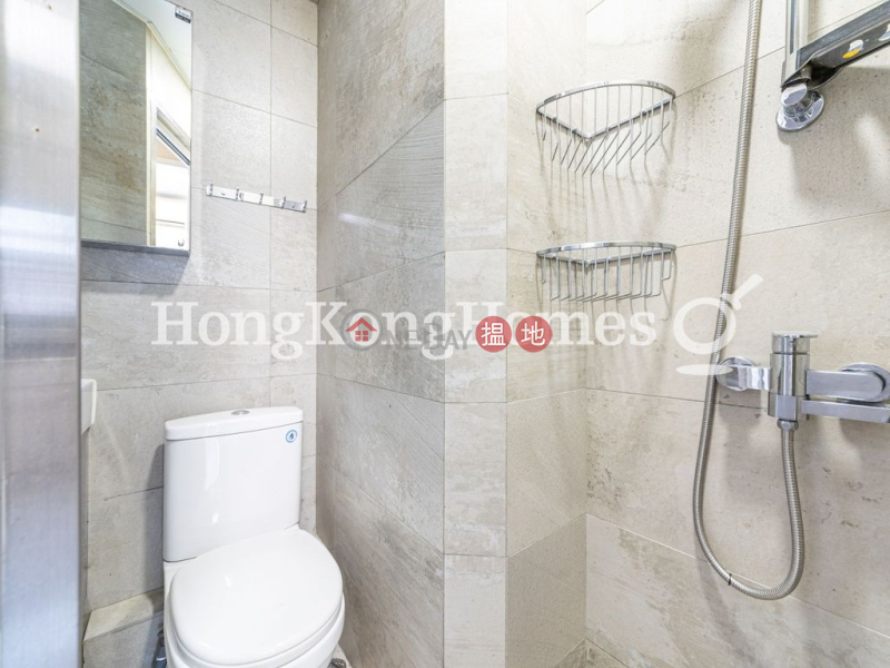 HK$ 28,000/ month | Capital Building | Wan Chai District, 3 Bedroom Family Unit for Rent at Capital Building