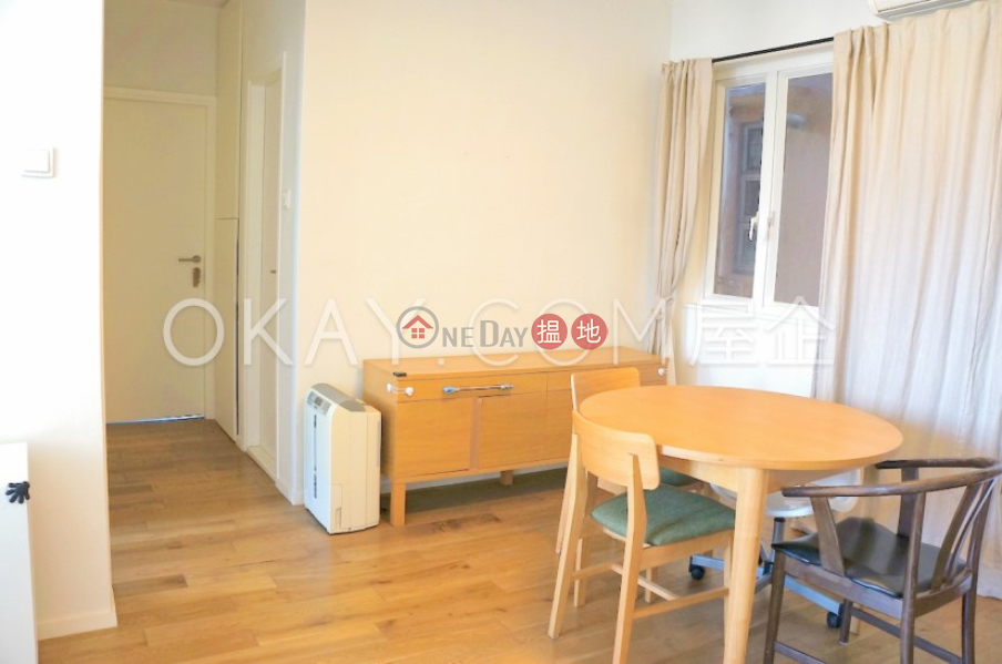 Unique 2 bedroom on high floor with parking | For Sale | Tai Hang Terrace 大坑台 Sales Listings