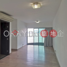 Lovely 3 bedroom with harbour views & balcony | For Sale