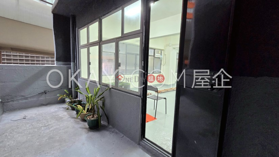 1房1廁怡華工業大廈出租單位56-60黃竹坑道 | 南區-香港|出租-HK$ 35,000/ 月