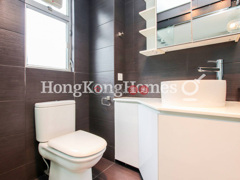 HK$ 20M | Skyview Cliff, Western District | 2 Bedroom Unit at Skyview Cliff | For Sale