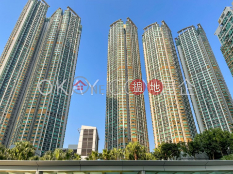 Exquisite 3 bedroom in Kowloon Station | Rental | Sorrento Phase 2 Block 2 擎天半島2期2座 _0