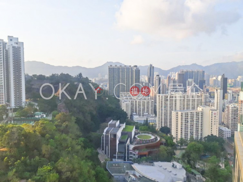 HK$ 26M Homantin Hillside Tower 2, Kowloon City | Beautiful 3 bedroom on high floor with parking | For Sale