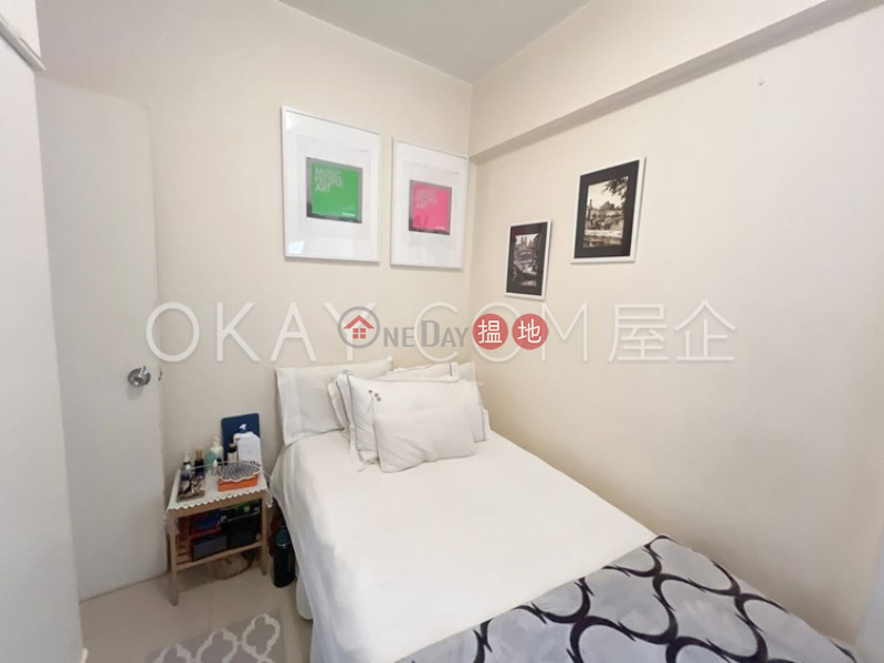 Elegant 3 bedroom in Mid-levels West | For Sale 71-77 Lyttelton Road | Western District | Hong Kong, Sales HK$ 12.8M