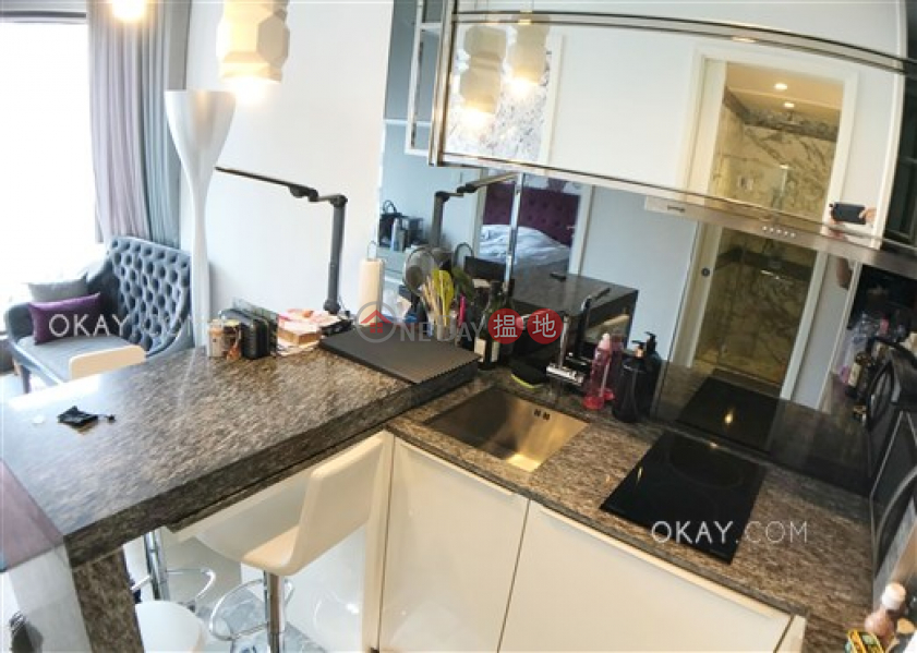 HK$ 11M | The Pierre | Central District, Elegant 1 bedroom with balcony | For Sale