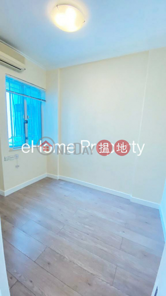 HK$ 25,000/ month | Pearl City Mansion | Wan Chai District | **Highly Recommended**Spacious Layout, Bright with Seaview, close to shops/restaurants/amenities/MTR