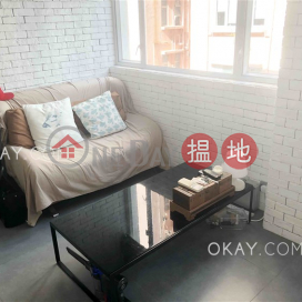 Generous 2 bedroom on high floor | For Sale | 8-12 Upper Lascar Row 摩羅上街8-12號 _0