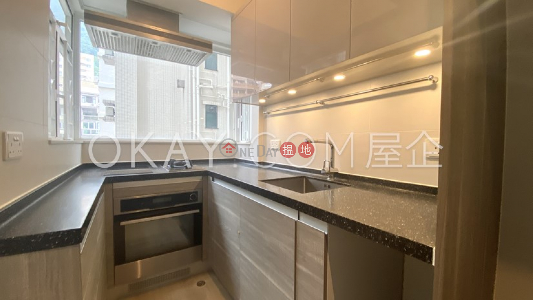 HK$ 11.98M Floral Tower Western District | Luxurious 2 bedroom in Mid-levels West | For Sale