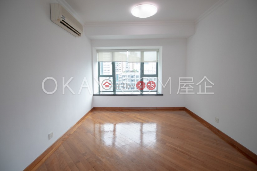 Property Search Hong Kong | OneDay | Residential Sales Listings | Luxurious 3 bed on high floor with harbour views | For Sale