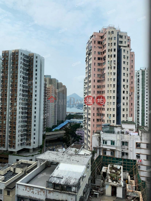 Kam Wai Building | 3 bedroom High Floor Flat for Sale | Kam Wai Building 金威樓 _0